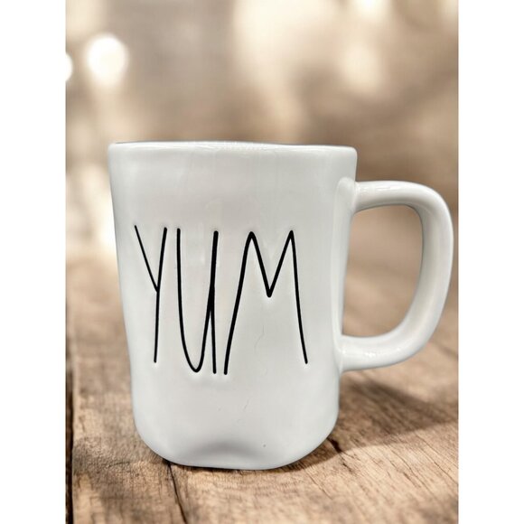 Rae Dunn Mug "Yum" Artisan Collection Coffee Mug 16 oz - Picture 1 of 6